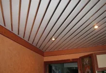 Матеріал для стелі для обробки, ніж новим в квартирі і у ванній, різні матеріали, які бувають