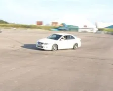 Майстерклас - школа екстремального водіння автомобіля в москві (автомобіля) Майстерклас - школа екстремального водіння автомобіля в москві