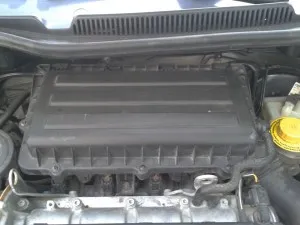 Міняємо повітряний фільтр volkswagen polo sedan покрокова інструкція та фото (повітряний) Міняємо повітряний фільтр volkswagen polo sedan покрокова інструкція та фото