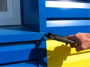 Монтаж металосайдингу - технологія процесу, схема, показана на фото, відео інструкція монтажу (фото) Монтаж металосайдингу - технологія процесу, схема, показана на фото, відео інструкція монтажу