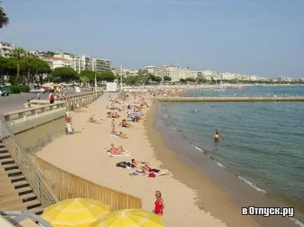 Набережною Круазетт (promenade de la croisette) опис і фото (канни) Набережною Круазетт (promenade de la croisette) опис і фото