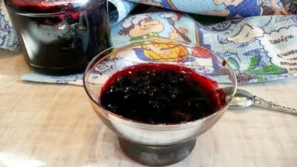 Кілька рецептів варення з жимолості на зиму (рецептів) Кілька рецептів варення з жимолості на зиму