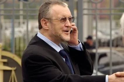 Припустимо, що я всіх повбивав, правда »