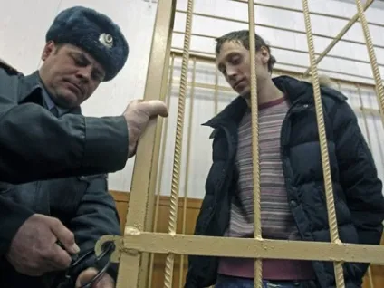 Дмитриченко визнав, що хотів покарати пугача за «корупцію» (суспільство) Дмитриченко визнав, що хотів покарати пугача за «корупцію»