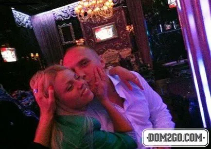 Оксана стрункіна пішла з проекту до чоловіка (протягом) Оксана стрункіна пішла з проекту до чоловіка