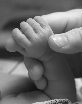 Основні етапи розвитку немовляти що і коли повинен вміти малюк (граємо в хованки) Основні етапи розвитку немовляти що і коли повинен вміти малюк