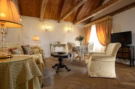 Готель hotel ai reali - small luxury hotels of the world 4, венеція (hotels) Готель hotel ai reali - small luxury hotels of the world 4, венеція