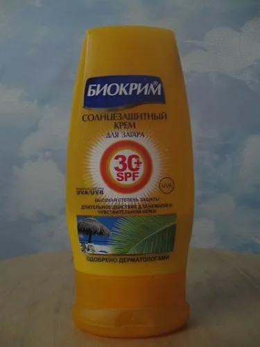 Парочка моїх сонцезахисних помічників цього літа відгуки (захист від сонця для обличчя) Парочка моїх сонцезахисних помічників цього літа відгуки