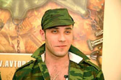 Папу закликають в армію мамі покладається особливе посібник (військовослужбовця проходить військову) Папу закликають в армію мамі покладається особливе посібник