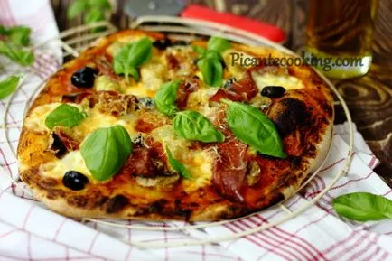 Піца Капрічоза (pizza capricciosa), picantecooking (оливки) Піца Капрічоза (pizza capricciosa), picantecooking