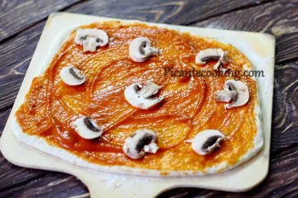 Піца Капрічоза (pizza capricciosa), picantecooking (моцарелла) Піца Капрічоза (pizza capricciosa), picantecooking