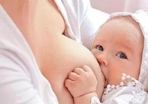 Чому дитина відригує після годування грудним молоком і чи варто турбуватися (дитина відригує) Чому дитина відригує після годування грудним молоком і чи варто турбуватися