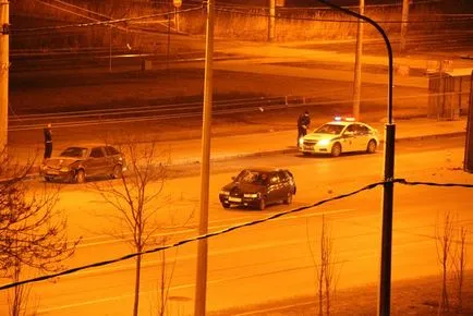 З'явилося відео наїзду на дівчину з двома собаками на переході маршала жукова - події (кіровський район) З'явилося відео наїзду на дівчину з двома собаками на переході маршала жукова - події