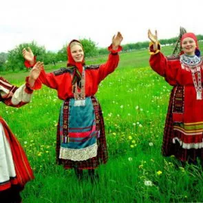 Прикмети на червону гірку, звичаї і традиції дня (гірку) Прикмети на червону гірку, звичаї і традиції дня