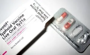 Щеплення від черевного тифу показання, види вакцин, побічні ефекти