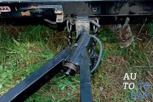 Причіпний пристрій для причепа які бувають і як вибрати