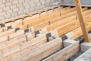 Розрахунок дерев'яних балок перекриття правильний підбір балок, будівництво та ремонт