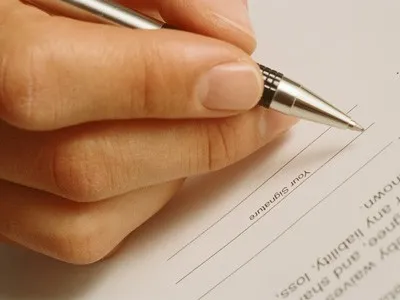 Розбір і розгляд зразка претензії за договором надання послуг як поскаржитися на (зразок претензії на неякісну послугу) Розбір і розгляд зразка претензії за договором надання послуг як поскаржитися на