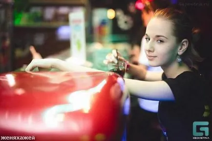 Rex711, в Луганську в нічному клубі влаштовують дитячі клубні вечірки (rex711) Rex711, в Луганську в нічному клубі влаштовують дитячі клубні вечірки