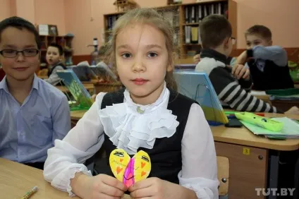 Якщо йдуть за ручку, то закохані Якщо йдуть за ручку, то закохані