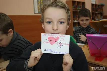 Якщо йдуть за ручку, то закохані Якщо йдуть за ручку, то закохані