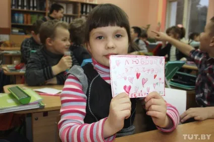 Якщо йдуть за ручку, то закохані Якщо йдуть за ручку, то закохані