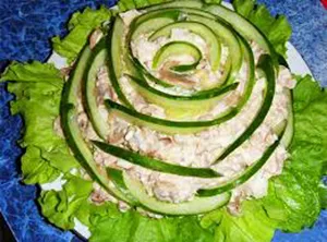 Салат з грибами і куркою, салат з грибами рецепт