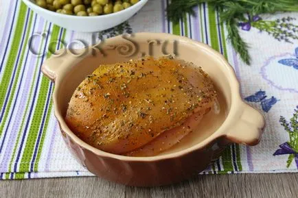 Салат з куркою, горошком і огірком - покроковий рецепт з фото, салати (огірком) Салат з куркою, горошком і огірком - покроковий рецепт з фото, салати