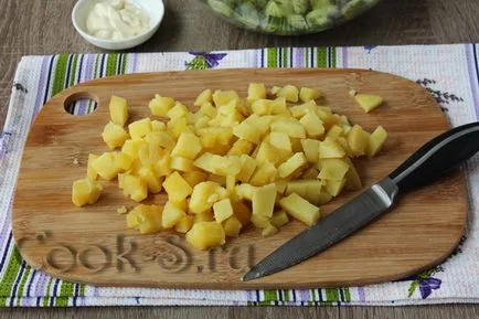 Салат з куркою, горошком і огірком - покроковий рецепт з фото, салати (куркою) Салат з куркою, горошком і огірком - покроковий рецепт з фото, салати