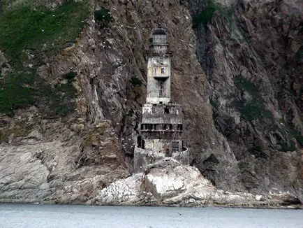Сахалін - «золота рибка» в водах двох морів (двох) Сахалін - «золота рибка» в водах двох морів