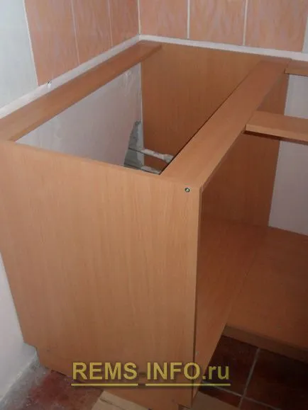 Збірка кухні своїми руками, установка стільниці, установка мийки своїми руками фото (збірка) Збірка кухні своїми руками, установка стільниці, установка мийки своїми руками фото