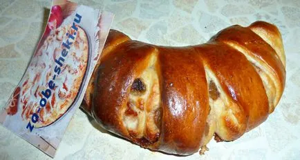 Здобне тісто на булочки на молоці з маком, родзинками, кунжутом, горіхами (здобне) Здобне тісто на булочки на молоці з маком, родзинками, кунжутом, горіхами