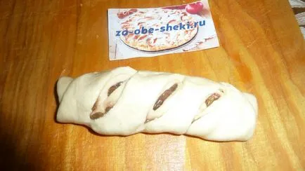 Здобне тісто на булочки на молоці з маком, родзинками, кунжутом, горіхами (молоці) Здобне тісто на булочки на молоці з маком, родзинками, кунжутом, горіхами