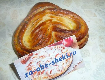 Здобне тісто на булочки на молоці з маком, родзинками, кунжутом, горіхами (булочки) Здобне тісто на булочки на молоці з маком, родзинками, кунжутом, горіхами