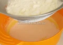 Шарлотка з яблуками в мультиварці покроковий рецепт з фото, готуємо в мультиварці (як спекти шарлотку з яблуками в мультиварці) Шарлотка з яблуками в мультиварці покроковий рецепт з фото, готуємо в мультиварці