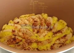Шарлотка з яблуками в мультиварці покроковий рецепт з фото, готуємо в мультиварці (яблуками) Шарлотка з яблуками в мультиварці покроковий рецепт з фото, готуємо в мультиварці
