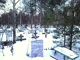 Сфоткала могилу діда, бачу примари на (фото) (фото) Сфоткала могилу діда, бачу примари на (фото)