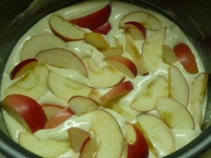 Шарлотка в мультиварці рецепт з яблуками з покроковими фото (мультиварці) Шарлотка в мультиварці рецепт з яблуками з покроковими фото