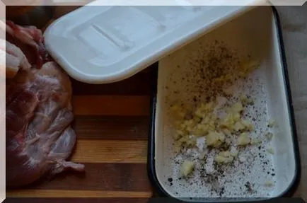 Солимо смачно сало по-українськи, salatyk (по-українськи) Солимо смачно сало по-українськи, salatyk