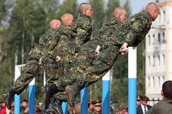 Чи варто йти в армію служити або не служити (йти) Чи варто йти в армію служити або не служити