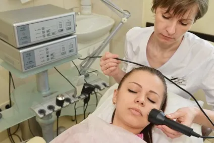 Фонофорез, що це таке показання та протипоказання, як купити апарат і зробити процедуру в