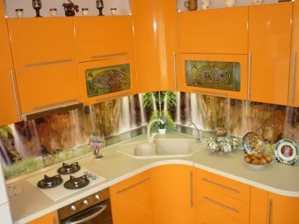Фартух для кухні зі скла в дизайні плюси і мінуси, 60 реальних фото, дизайн кухні, інтер'єр, (кухонні панелі) Фартух для кухні зі скла в дизайні плюси і мінуси, 60 реальних фото, дизайн кухні, інтер'єр,