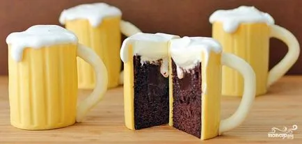 Торт - пивний кухоль - покроковий рецепт з фото на (страви) Торт - пивний кухоль - покроковий рецепт з фото на