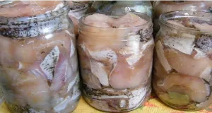 Консерви з карася в домашніх умовах на зиму - домашні рецепти (риба тушкована) Консерви з карася в домашніх умовах на зиму - домашні рецепти