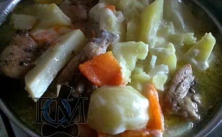 Тушкована картопелька з куркою і сиром бурштин, для наших чоловіків (сиром) Тушкована картопелька з куркою і сиром бурштин, для наших чоловіків