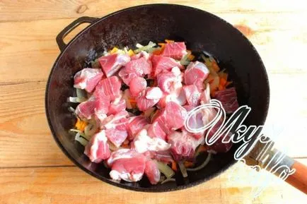 Тушковане м'ясо з чорносливом рецепт з фото (м'ясо) Тушковане м'ясо з чорносливом рецепт з фото