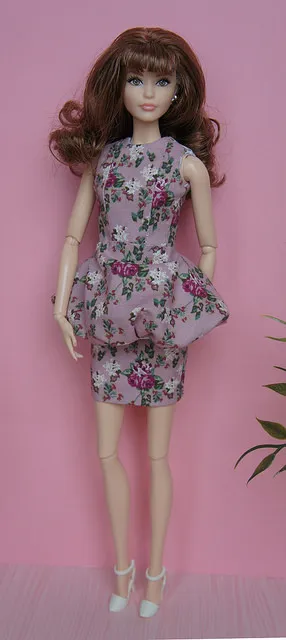Універсальний верх для коктейльної сукні на barbie model muse (універсальний) Універсальний верх для коктейльної сукні на barbie model muse