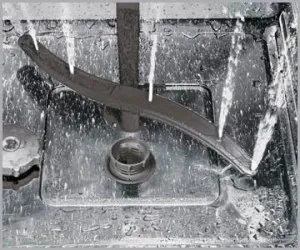 Пристрій посудомийної машини (bosch, ariston, electrolux та ін) (набирається чиста вода) Пристрій посудомийної машини (bosch, ariston, electrolux та ін)