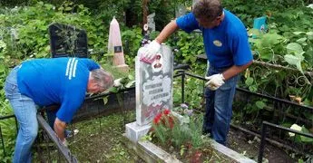 Догляд за пам'ятниками з граніту (граніту) Догляд за пам'ятниками з граніту