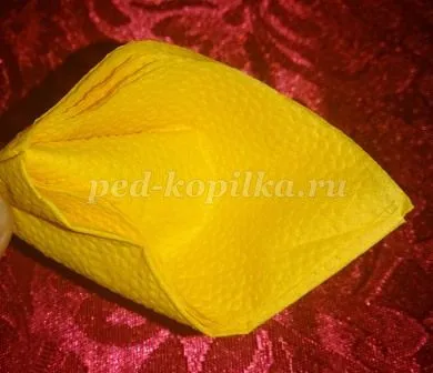Ваза лотос з паперових серветок своїми руками в подарунок до 8 березня (своїми) Ваза лотос з паперових серветок своїми руками в подарунок до 8 березня